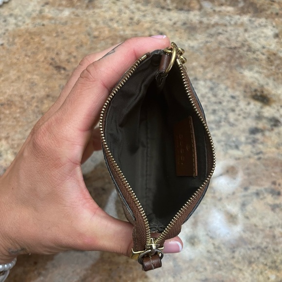 Gucci GG Supreme Key Pouch - Picture 5 of 10